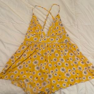 Lightly used YELLOW ROMPER